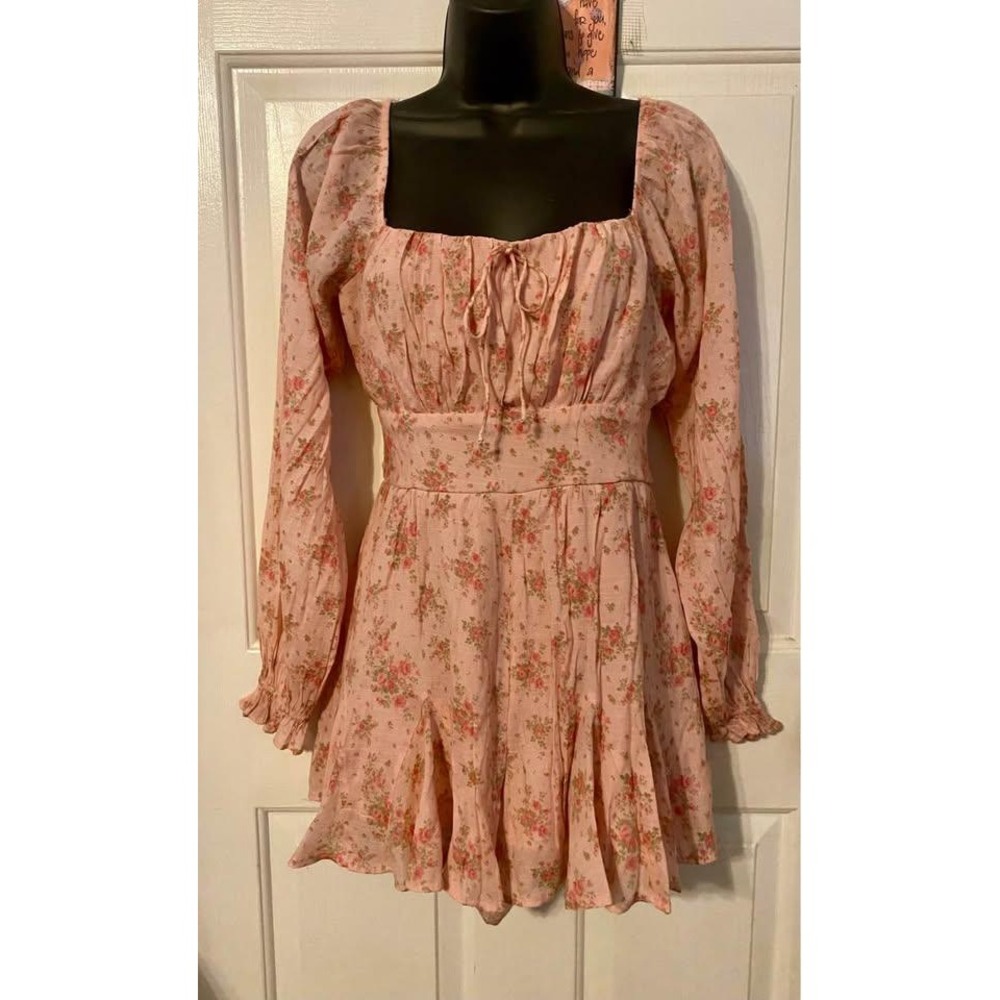 Pink Floral Long Sleeve sz M Romper Square Neck smocked Back Trixxi